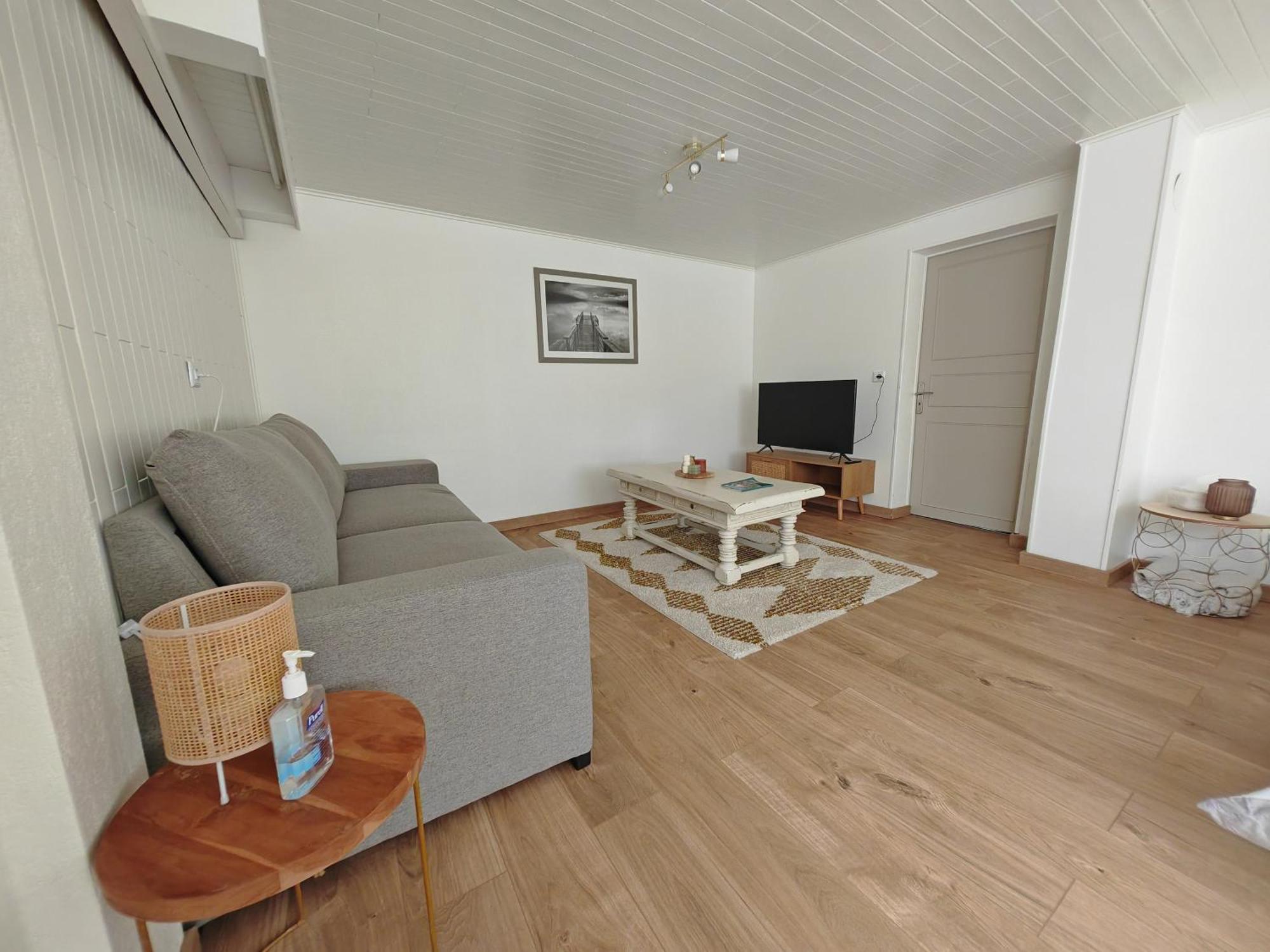 Appartement " Le Chardonneret " Issenheim Bagian luar foto